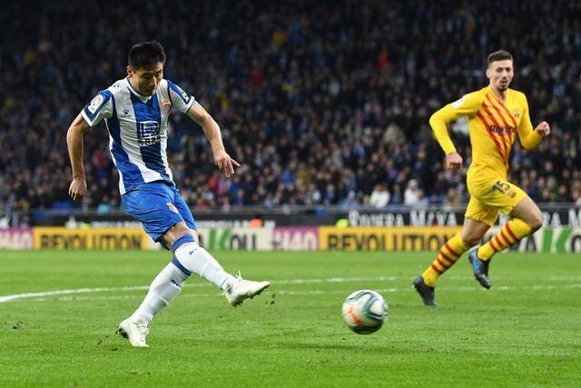  比勒菲尔德顽强逼平劲旅，保级希望重燃曙光  